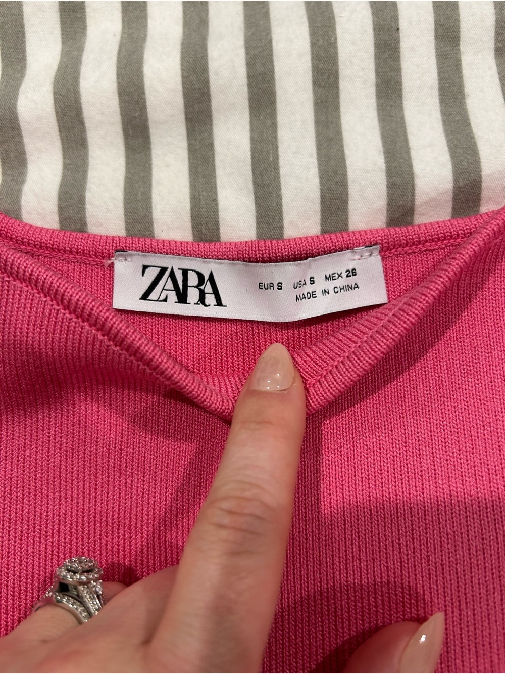Zara basic tank top - Picture 2 of 4